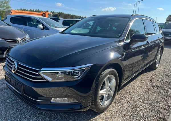 Volkswagen Passat cena 51900 przebieg: 248380, rok produkcji 2016 z Wejherowo małe 232